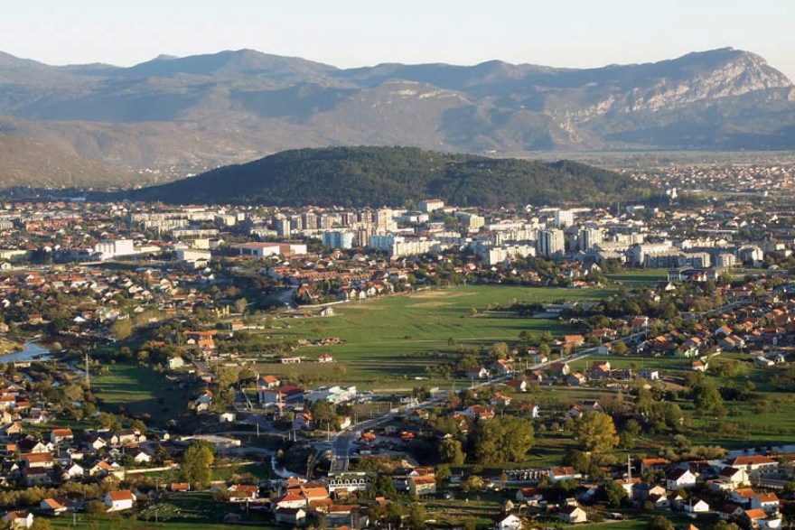 Aerial view of town (Niksic Tourist Office)